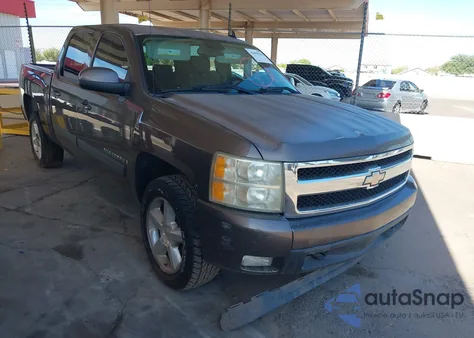 2007 Chevrolet Silverado 1500 Ltz из США, поврежденный, VIN 2GCEC13J971697710
